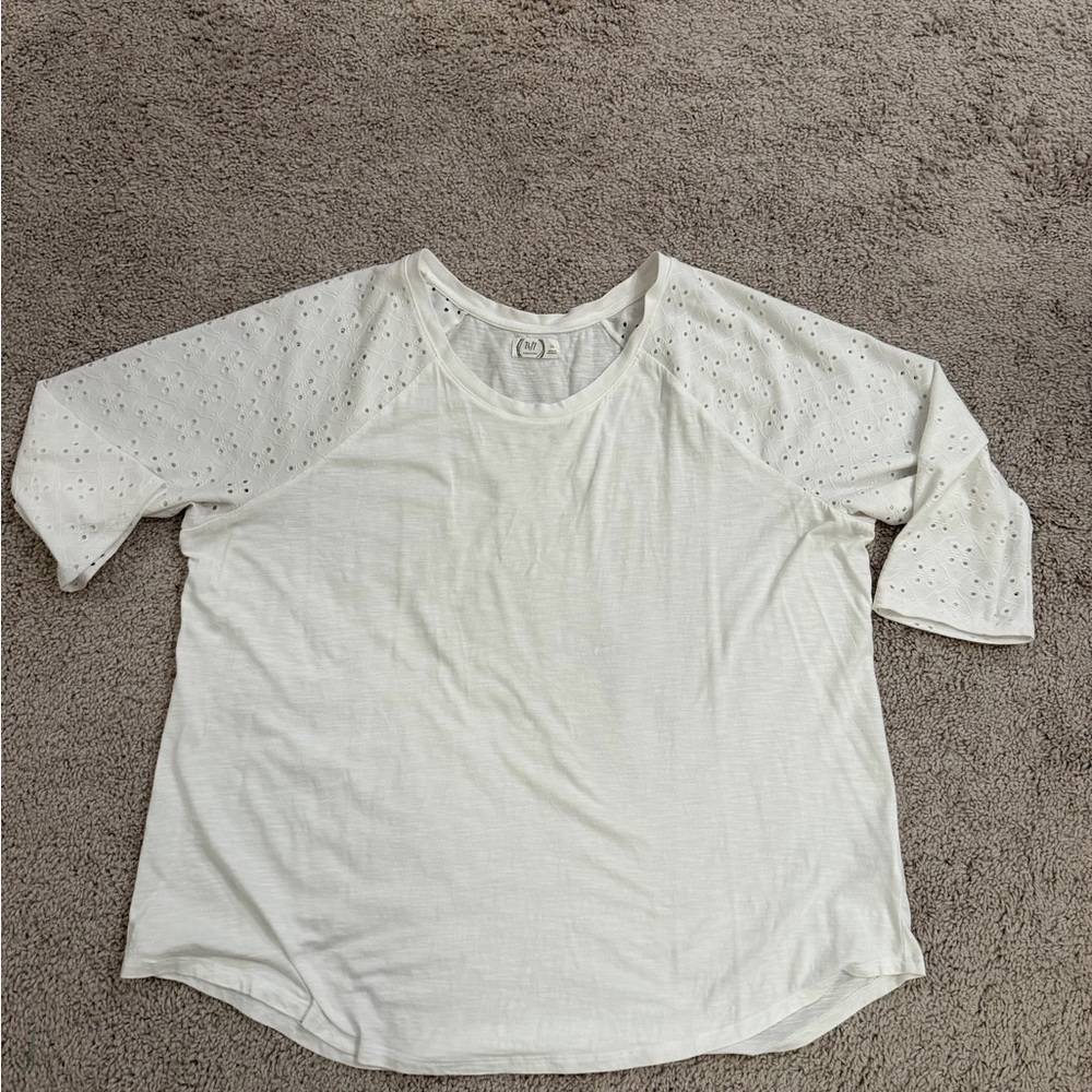 Maurice’s 24/7 Lace Tops. Women’s 2XL - Picture 2 of 4